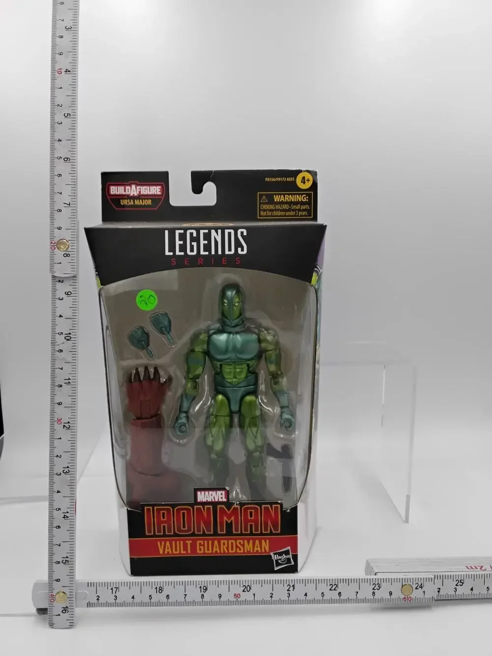 2021 IRON-MAN Legends Series Vault Guardsman Action Figure Sealed Marvel Hasbro